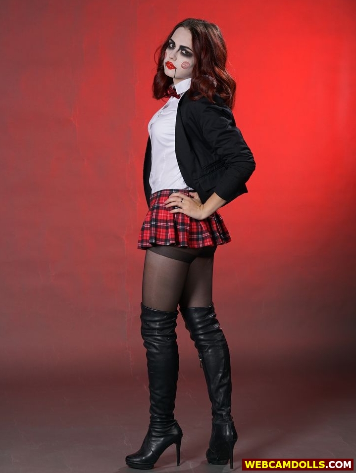 Gothic Schoolgirl in Black Sheer Tights and Leather Kneehigh Boots on Webcamdolls