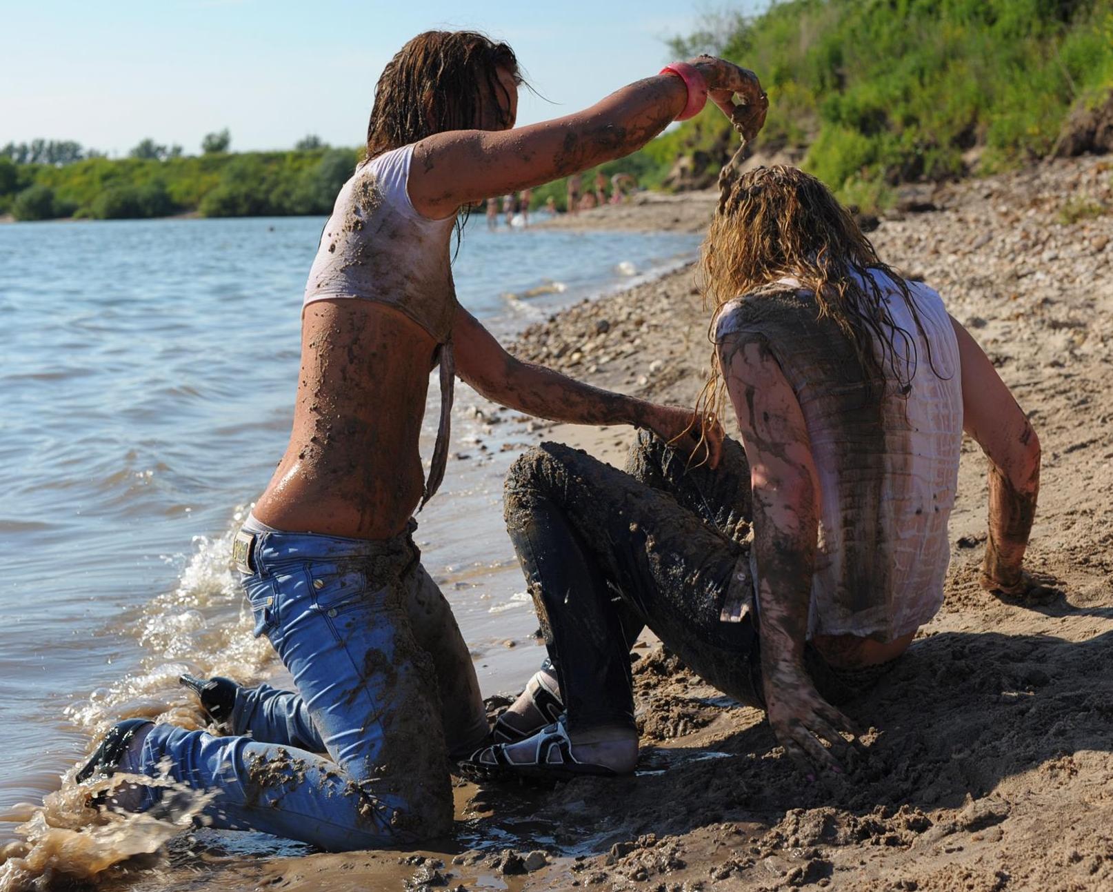 Messy Girls wearing Muddy Blue Denim Jeans and Muddy White Tee-Shirts.